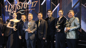 “คุณพี่เจ้าขาดิฉันเป็นห่านมิใช่หงส์” ปังเกินต้าน! “ป้าแจ๋ว – หนุ่ม – โบว์ – ตูน” นำทีมช่อง 3 กวาด 6 รางวัล นาฏราช ครั้งที่ 17