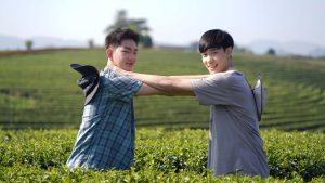 เปิดวาร์ป “ซีซ่าร์ ภูดิส – ดีเฟย ชาน” สองหนุ่มเคมีดีจากซีรีส์ “เรียกแด๊ดสิธาร (Your Dear Daddy)” น่ารักจนใจเจ็บ!